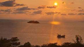 Kohrong Sea Views Bungalows